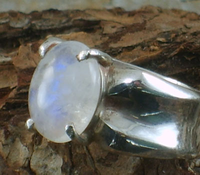 Moonstone Ring - sz 8 3/4